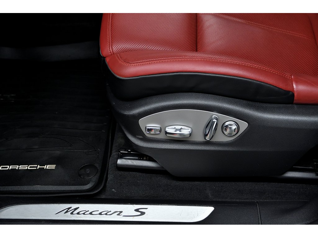Porsche Macan S AWD 2018 à Laval, Québec - 13 - w1024h768px