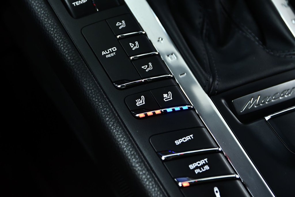 Porsche Macan GTS 2018 à Laval, Québec - 29 - w1024h768px