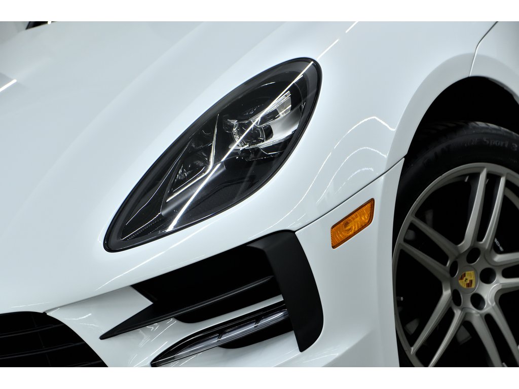 2019 Porsche Macan AWD in Laval, Quebec - 7 - w1024h768px