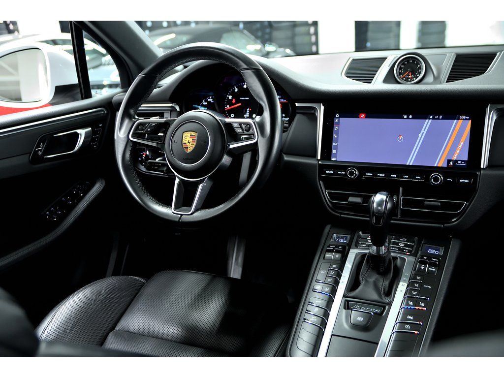 2019 Porsche Macan AWD in Laval, Quebec - 38 - w1024h768px