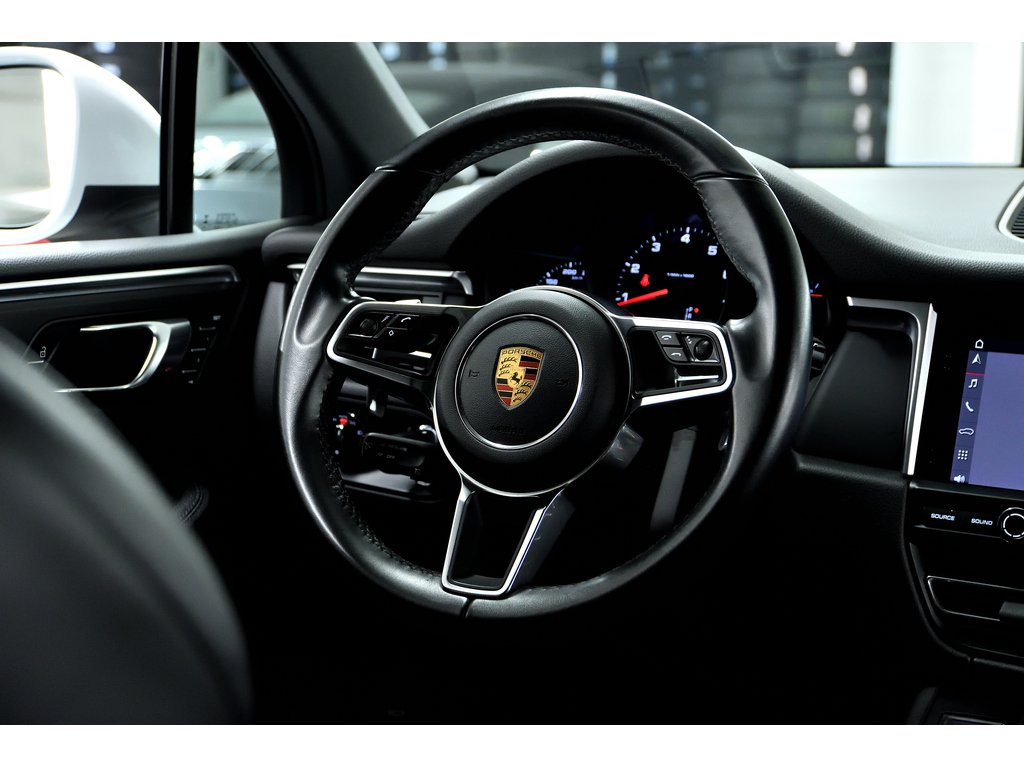 2019 Porsche Macan AWD in Laval, Quebec - 39 - w1024h768px