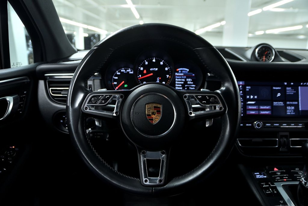 2020 Porsche Macan GTS in Laval, Quebec - 17 - w1024h768px