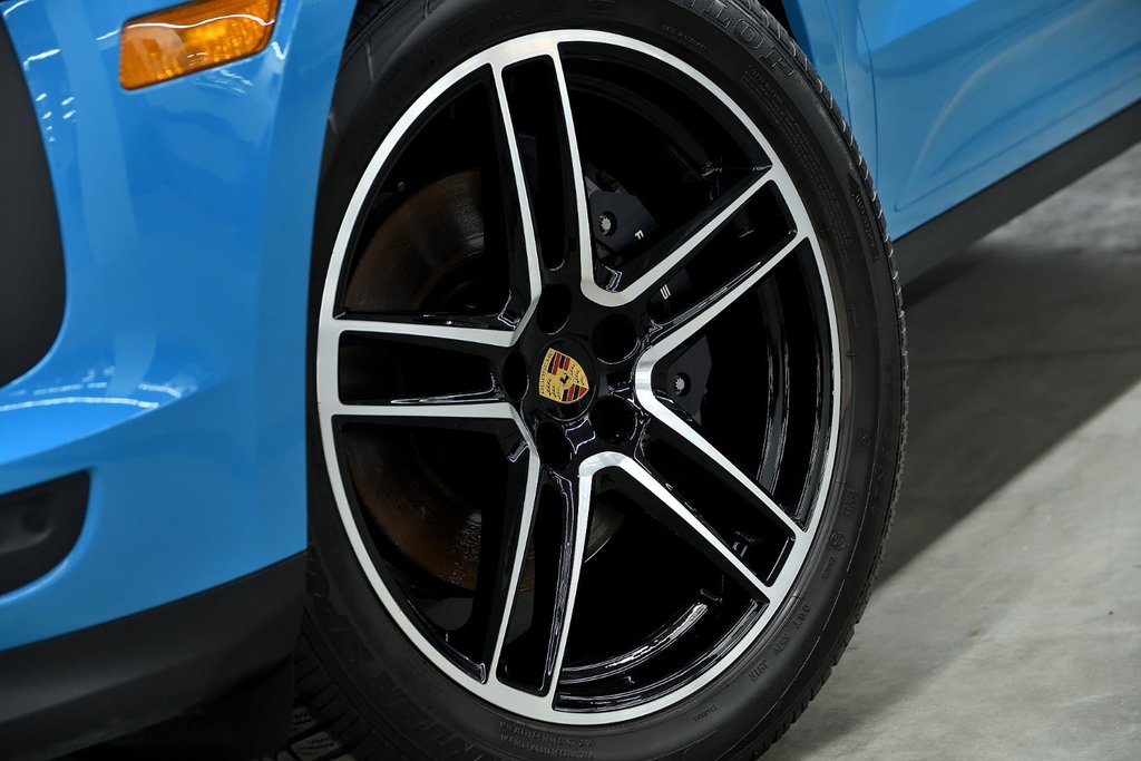Porsche Macan  2021 à Laval, Québec - 8 - w1024h768px