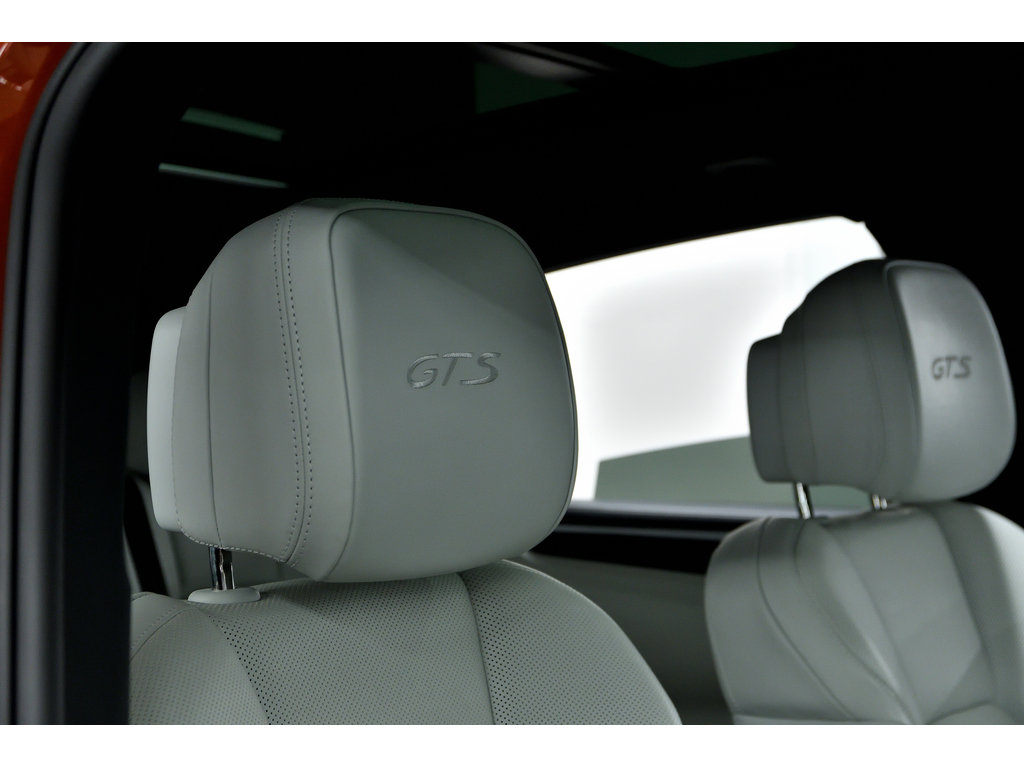 2022 Porsche Macan GTS / ACC / Air Suspension / Sport Exhaust / BOSE in Laval, Quebec - 23 - w1024h768px