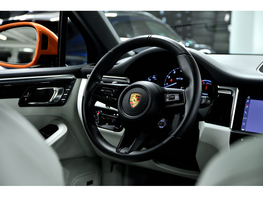 2022 Porsche Macan GTS / ACC / Air Suspension / Sport Exhaust / BOSE in Laval, Quebec - 44 - w1024h768px