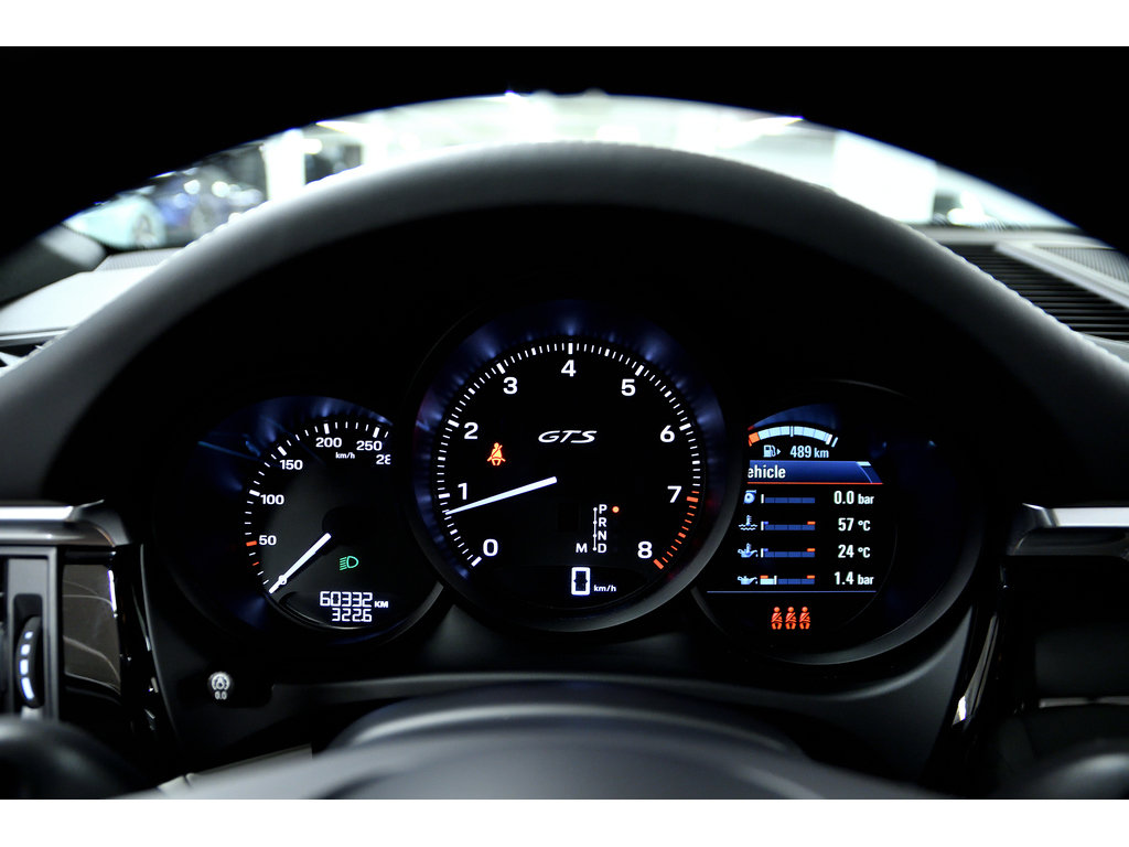 2022 Porsche Macan GTS / ACC / Air Suspension / Sport Exhaust / BOSE in Laval, Quebec - 25 - w1024h768px