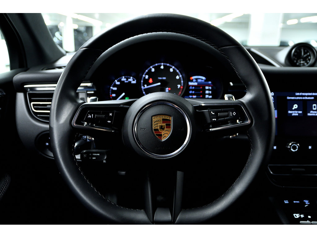 Porsche Macan S AWD / Premium Package Plus / Trailer Hitch 2022 à Laval, Québec - 17 - w1024h768px