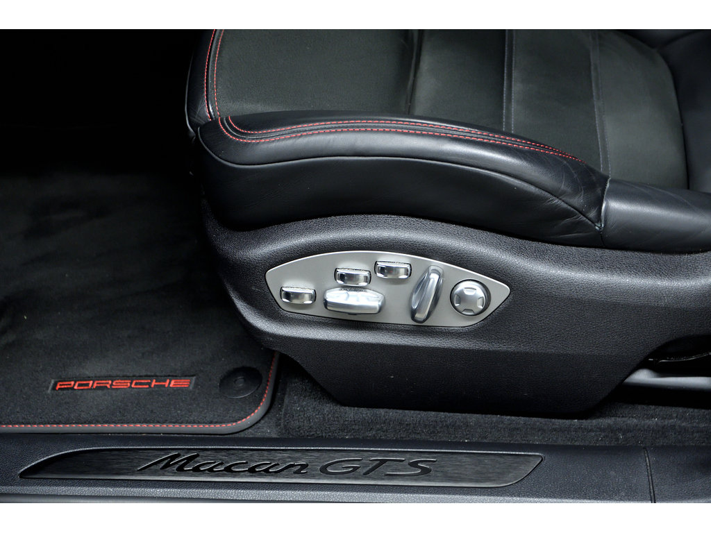 Porsche Macan GTS AWD / ACC / SPORT CHRONO / CARBON / BURMESTER 2022 à Laval, Québec - 36 - w1024h768px