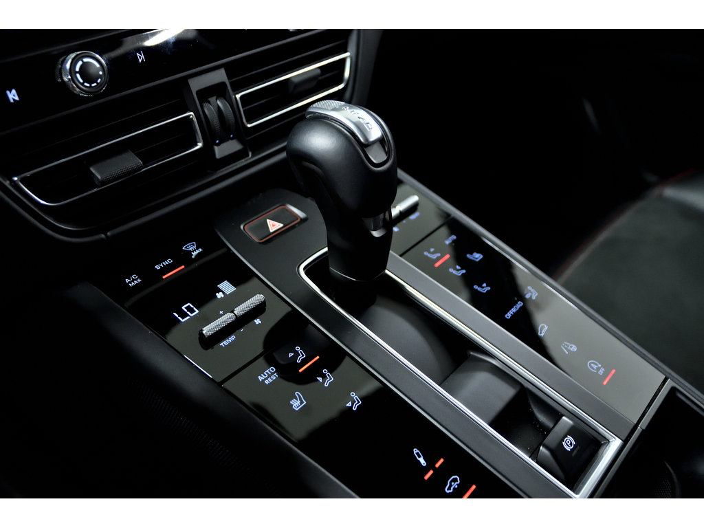 Porsche Macan GTS AWD / ACC / SPORT CHRONO / CARBON / BURMESTER 2022 à Laval, Québec - 29 - w1024h768px