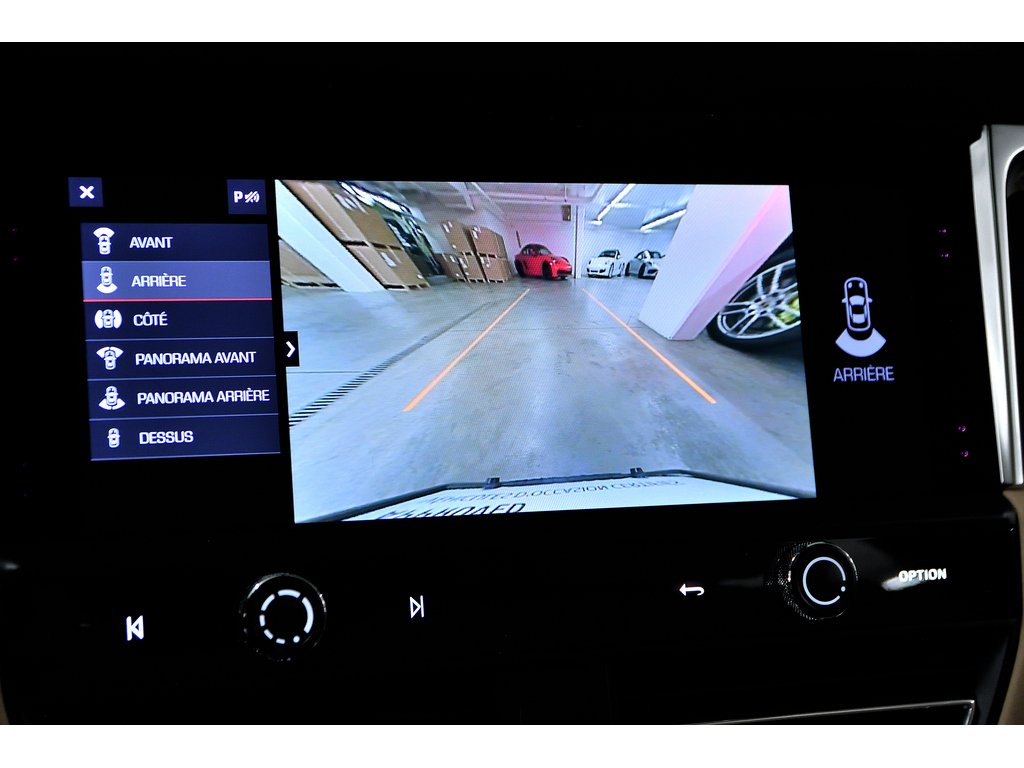 Porsche Macan AWD / Premium Package Plus / 360 Camera / BOSE 2022 à Laval, Québec - 23 - w1024h768px
