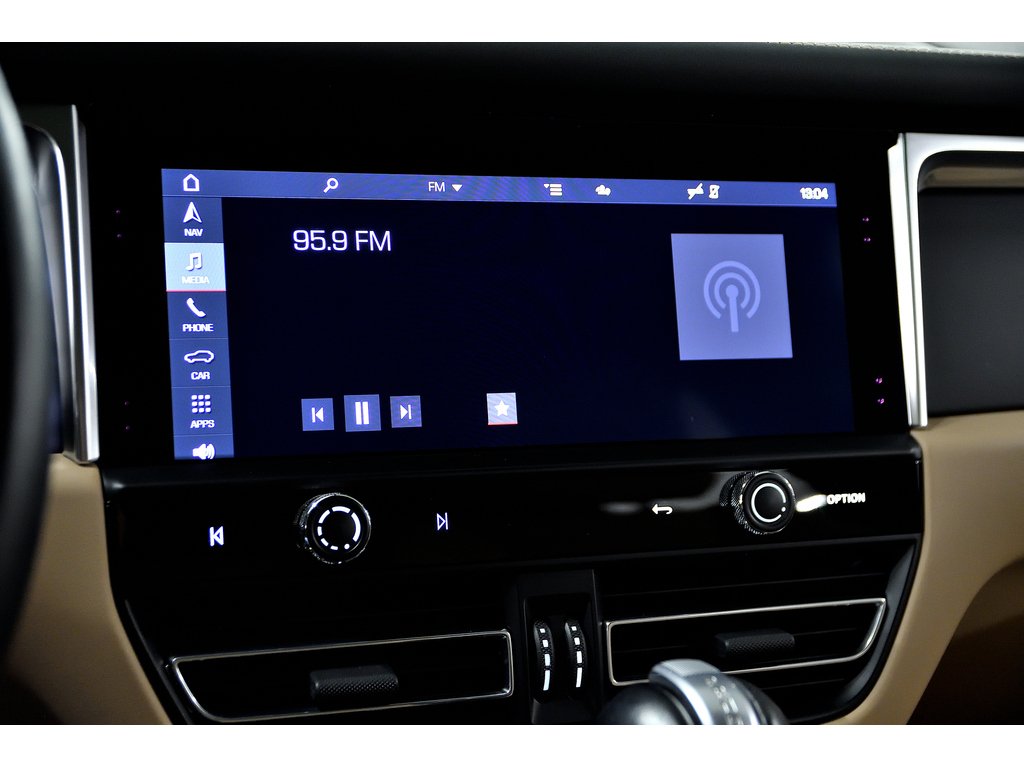 Porsche Macan AWD / Premium Package Plus / 360 Camera / BOSE 2022 à Laval, Québec - 22 - w1024h768px