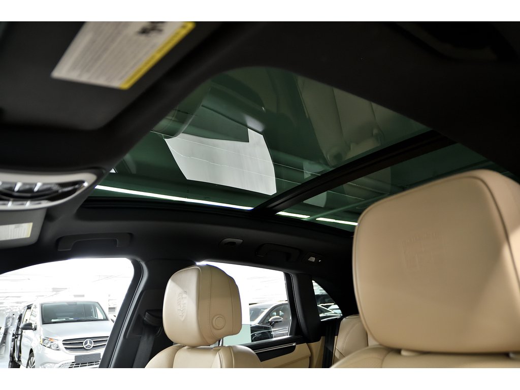 Porsche Macan AWD / Premium Package Plus / 360 Camera / BOSE 2022 à Laval, Québec - 15 - w1024h768px