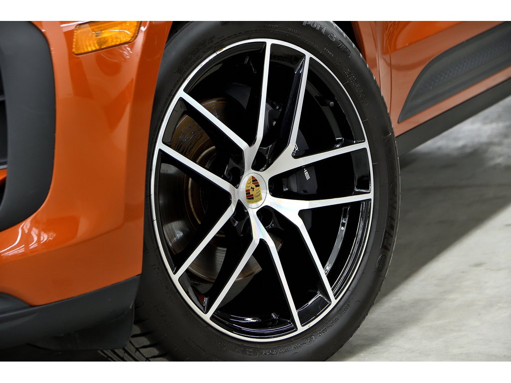 Porsche Macan AWD / Premium Plus Package / BOSE 2022 à Laval, Québec - 8 - w1024h768px