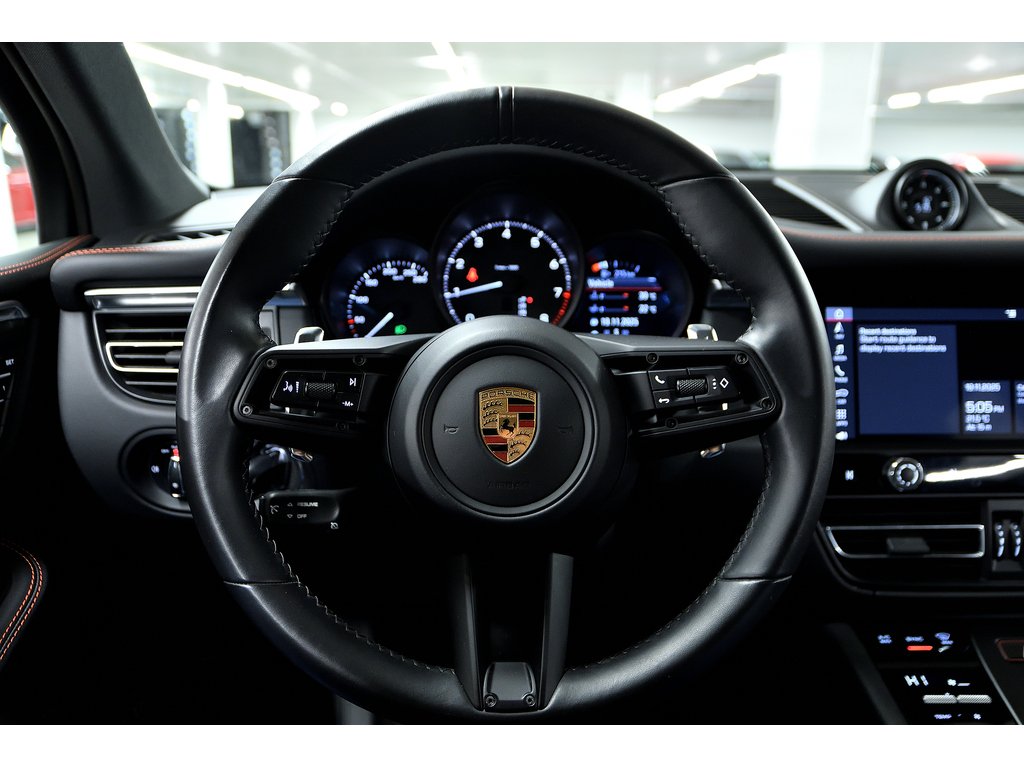 Porsche Macan AWD / Premium Plus Package / BOSE 2022 à Laval, Québec - 19 - w1024h768px