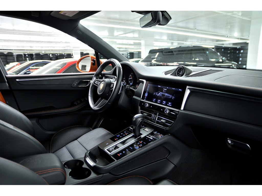 Porsche Macan AWD / Premium Plus Package / BOSE 2022 à Laval, Québec - 33 - w1024h768px