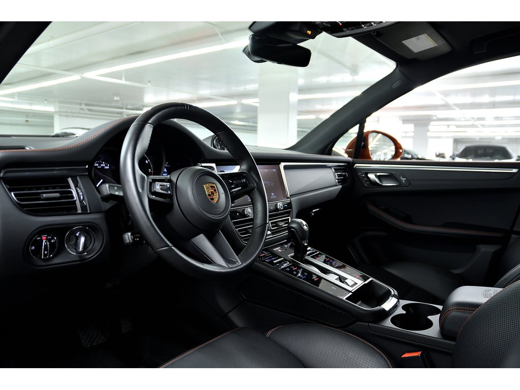 Porsche Macan AWD / Premium Plus Package / BOSE 2022 à Laval, Québec - 10 - w1024h768px