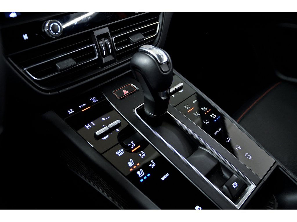 Porsche Macan AWD / Premium Plus Package / BOSE 2022 à Laval, Québec - 25 - w1024h768px