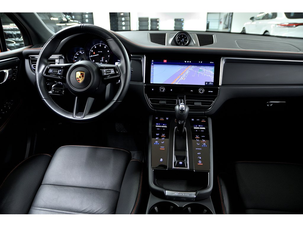 Porsche Macan AWD / Premium Plus Package / BOSE 2022 à Laval, Québec - 38 - w1024h768px