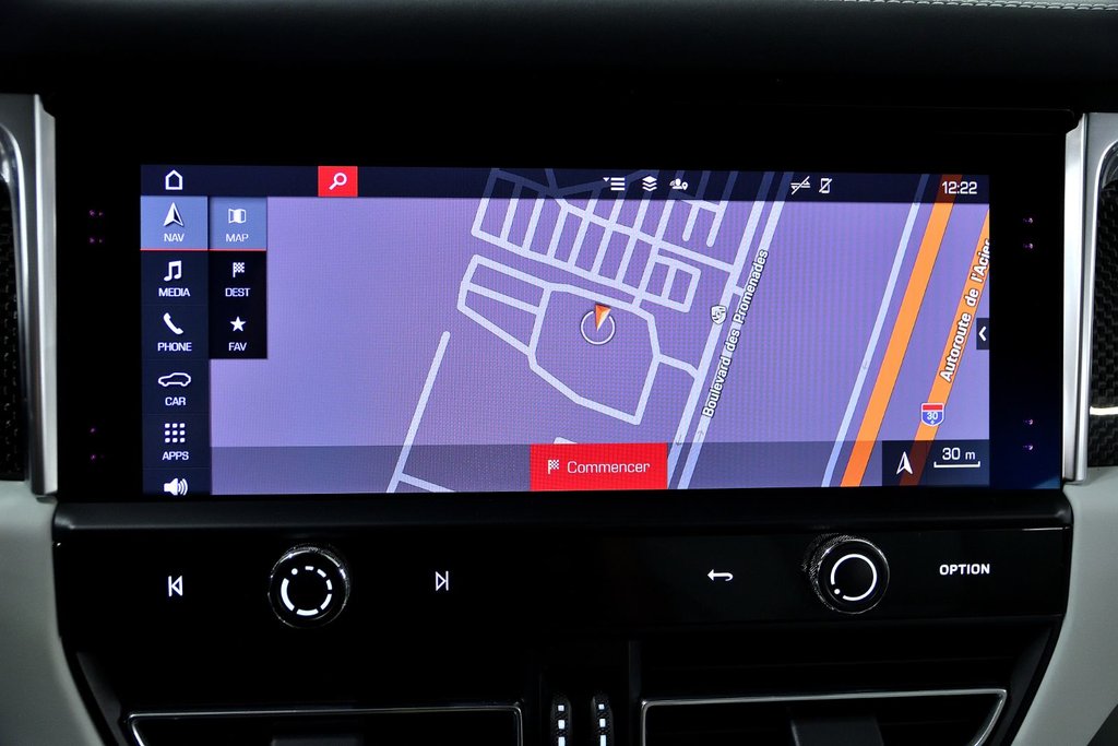 2022 Porsche Macan GTS in Laval, Quebec - 29 - w1024h768px