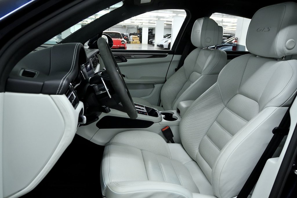 2022 Porsche Macan GTS in Laval, Quebec - 12 - w1024h768px