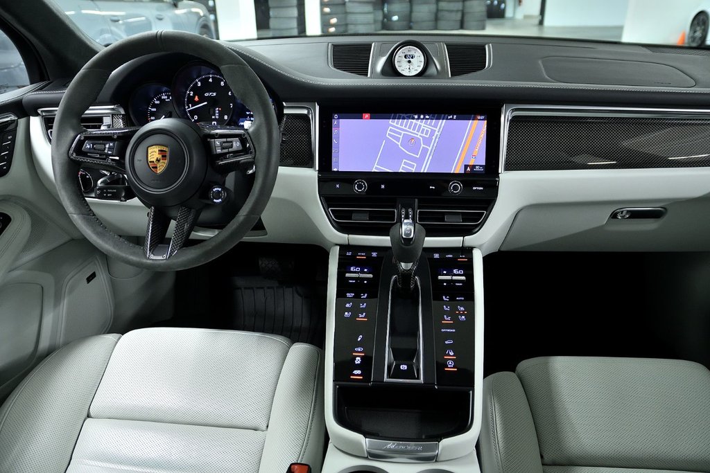2022 Porsche Macan GTS in Laval, Quebec - 15 - w1024h768px