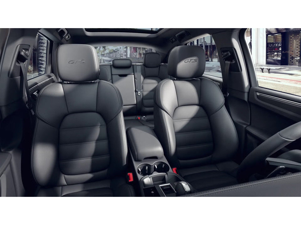 Porsche Macan GTS AWD / 18 ways seats / Premium Plus / BOSE 2023 à Laval, Québec - 6 - w1024h768px