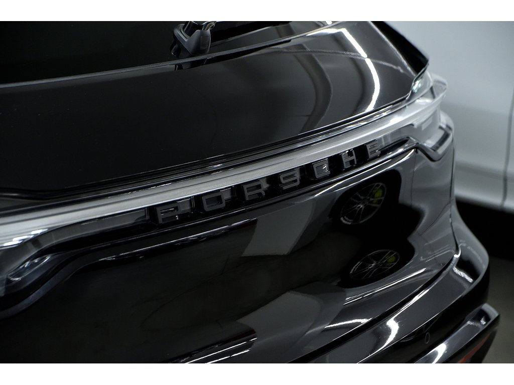 Porsche Macan AWD / Premium Plus Package / Adaptive Cruise 2023 à Laval, Québec - 40 - w1024h768px