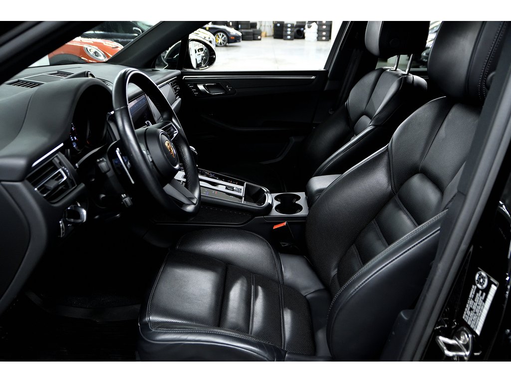 Porsche Macan AWD / Premium Plus Package / Adaptive Cruise 2023 à Laval, Québec - 13 - w1024h768px