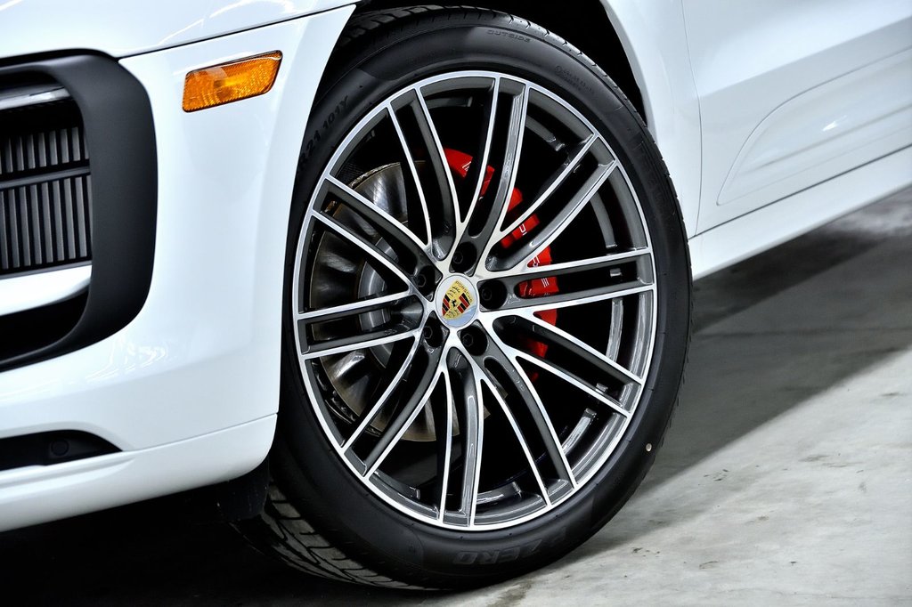 2023 Porsche Macan S in Laval, Quebec - 2 - w1024h768px