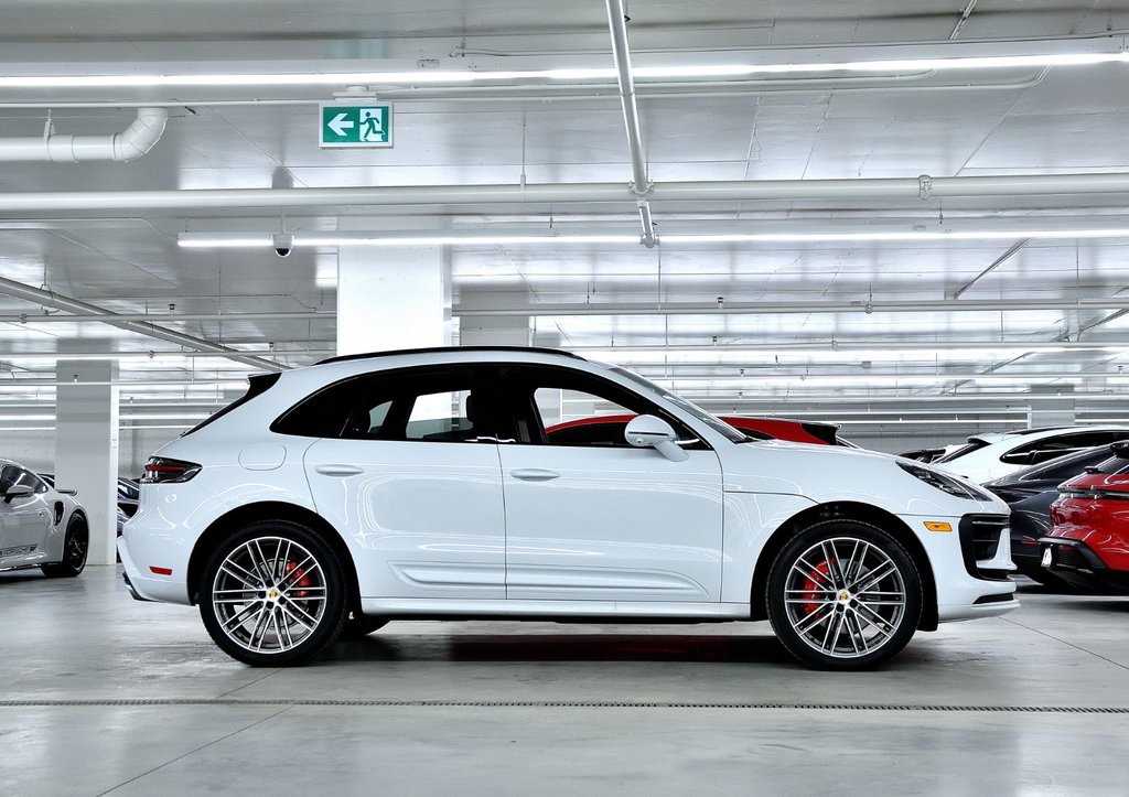 2023 Porsche Macan S in Laval, Quebec - 5 - w1024h768px