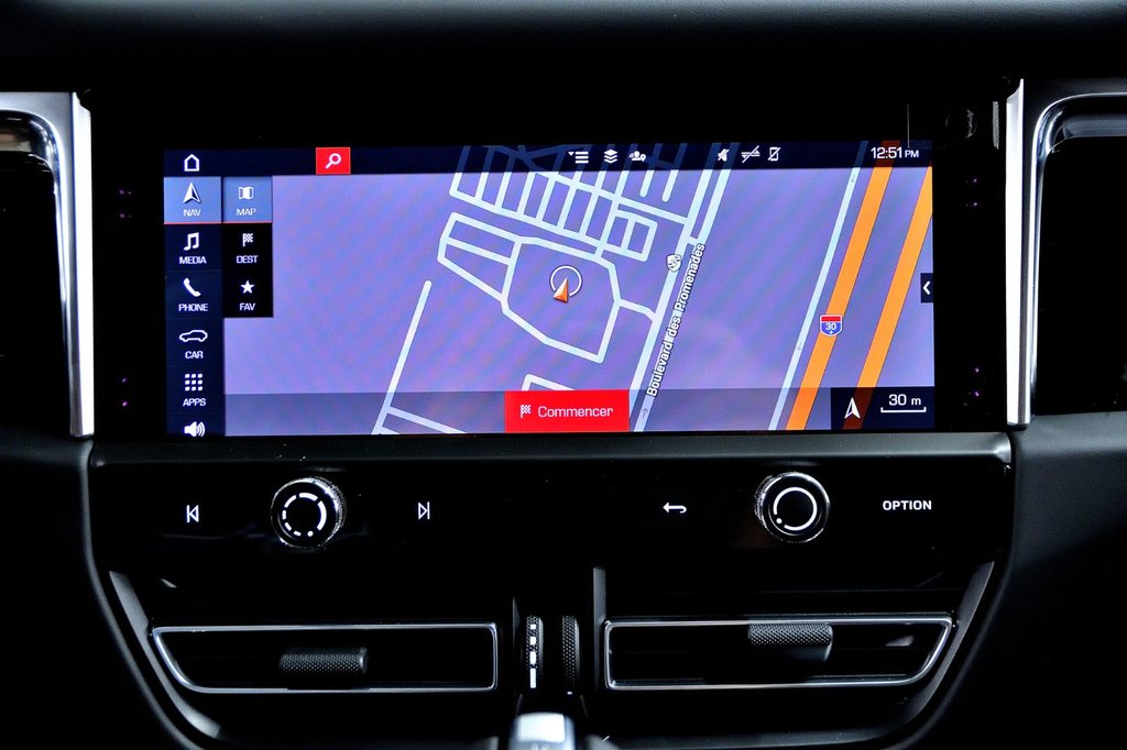 2023 Porsche Macan S in Laval, Quebec - 20 - w1024h768px