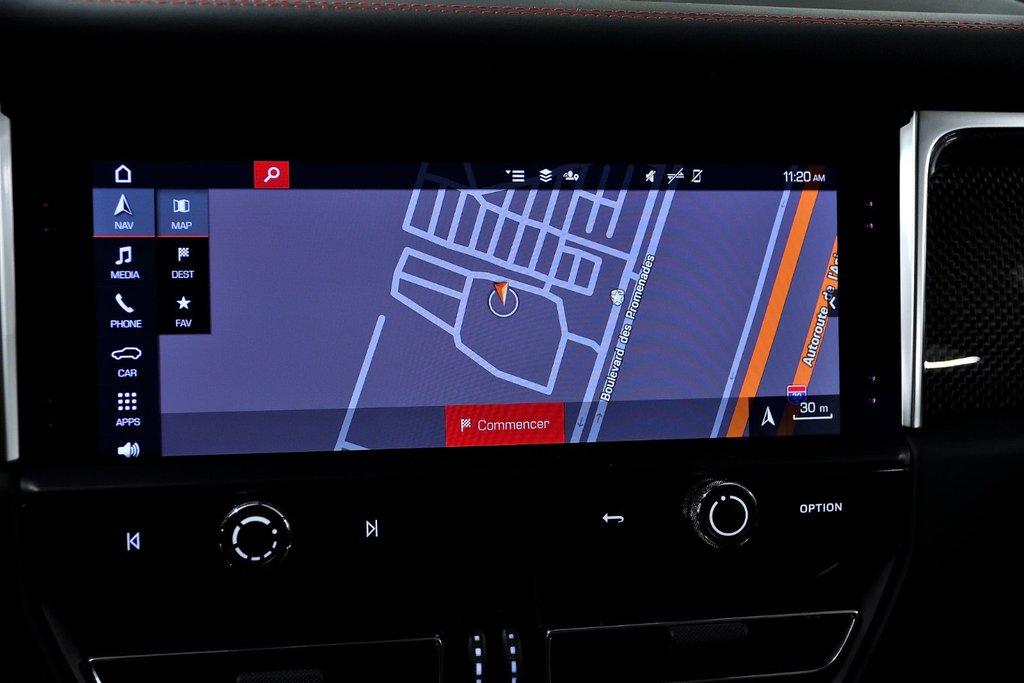 Porsche Macan GTS 2023 à Laval, Québec - 16 - w1024h768px