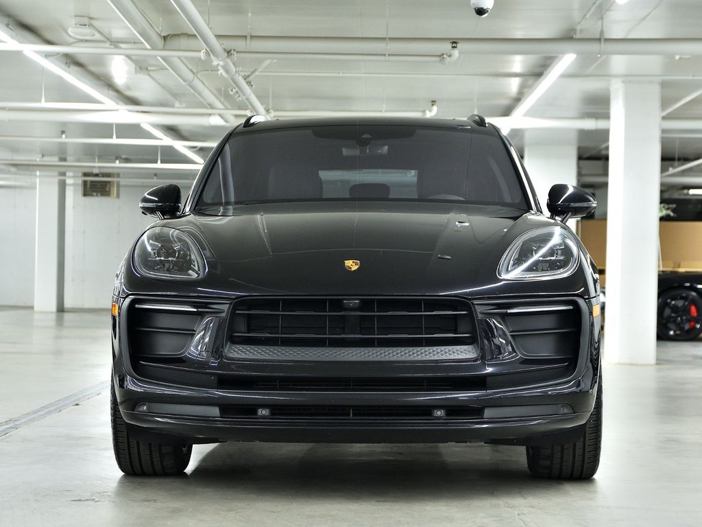 2023 Porsche Macan in Laval, Quebec - 5 - w1024h768px
