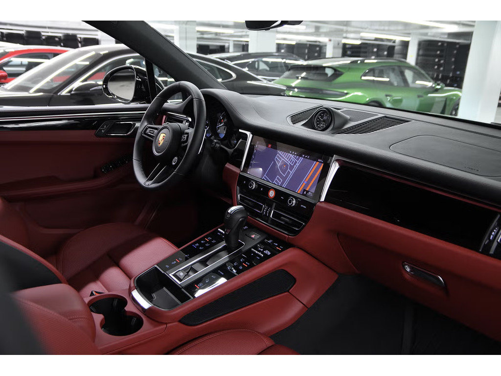 2024 Porsche Macan S AWD / Air Suspension / Sport Exhaust / Hitch in Laval, Quebec - 19 - w1024h768px
