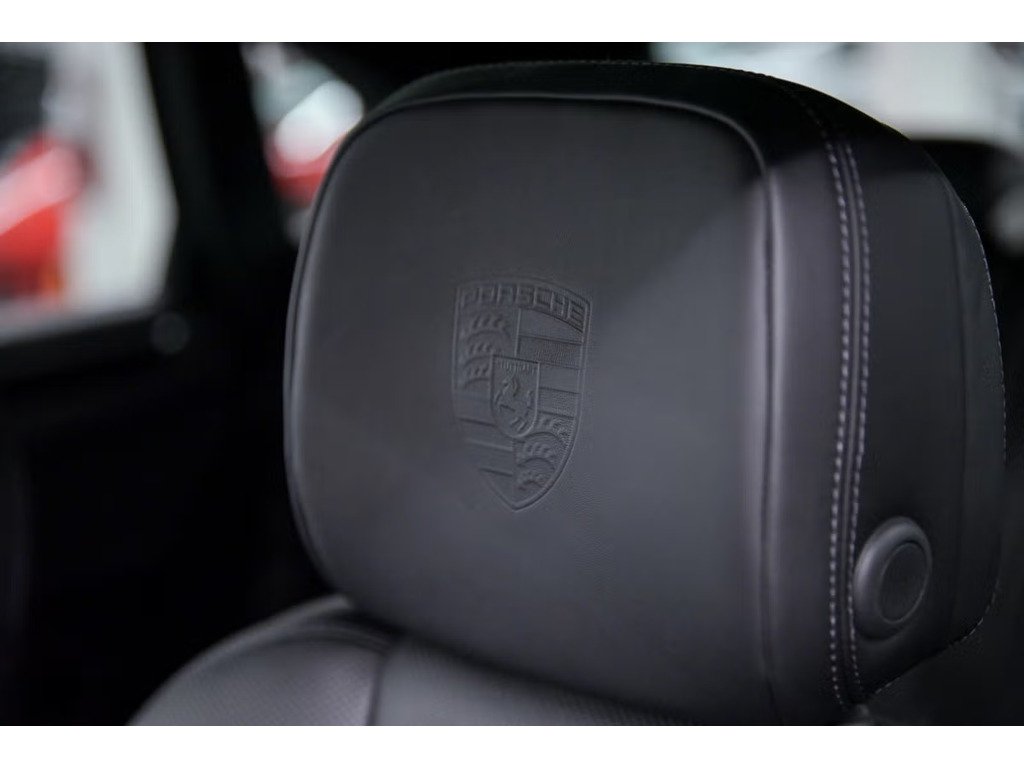 2024 Porsche Macan S AWD / Air Suspension / Trailer Hitch / BOSE in Laval, Quebec - 25 - w1024h768px