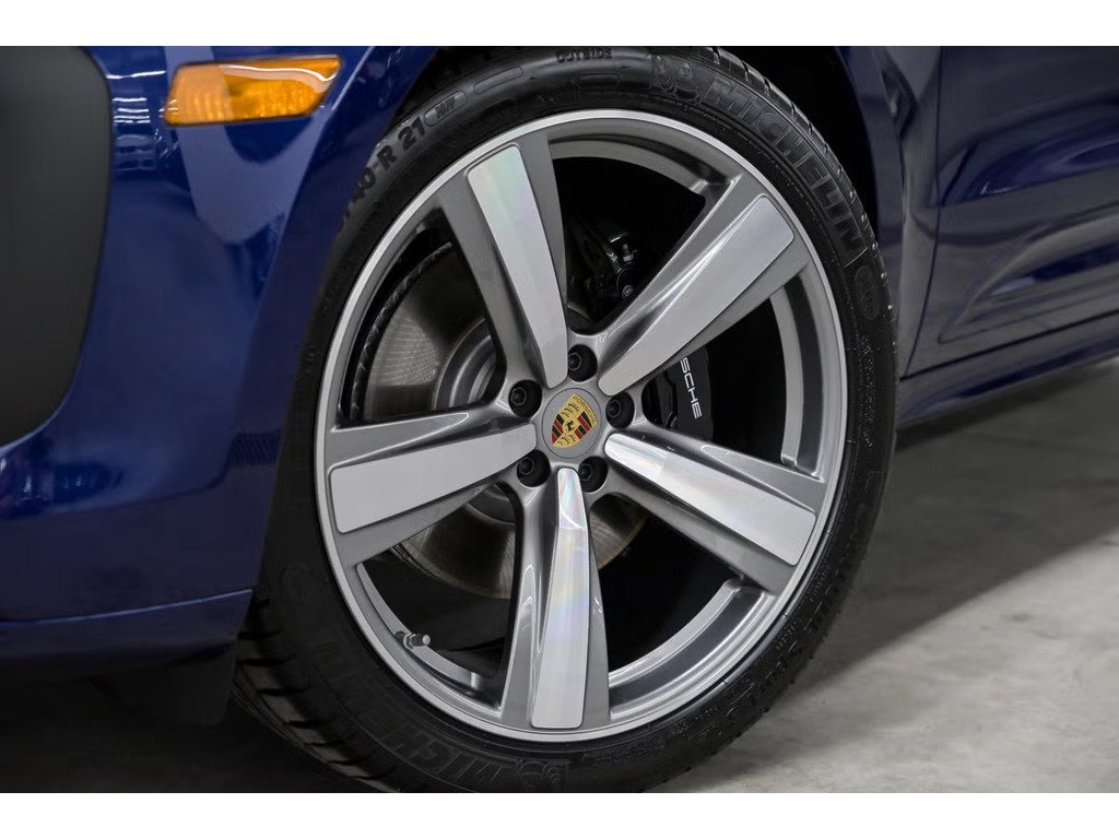 2024 Porsche Macan S AWD / Air Suspension / Trailer Hitch / BOSE in Laval, Quebec - 9 - w1024h768px