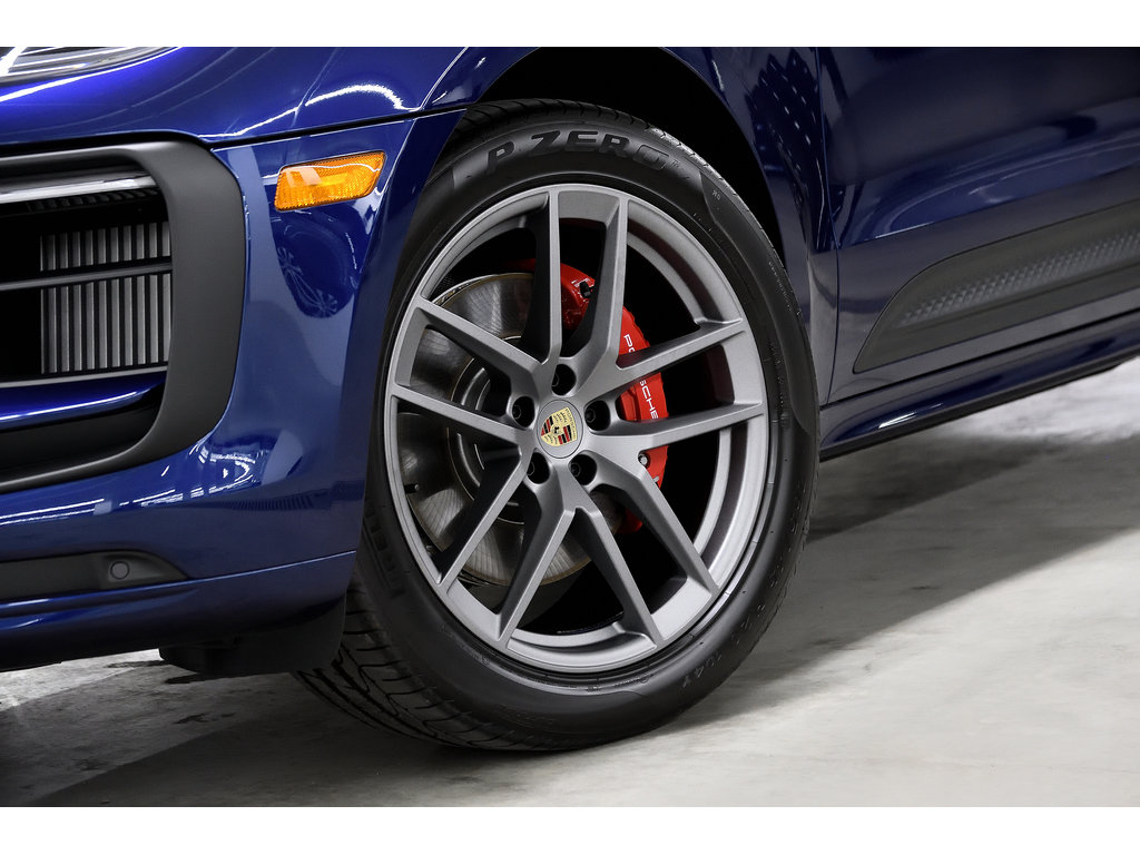 Porsche Macan S AWD / Premium Plus / Air Suspension 2024 à Laval, Québec - 2 - w1024h768px