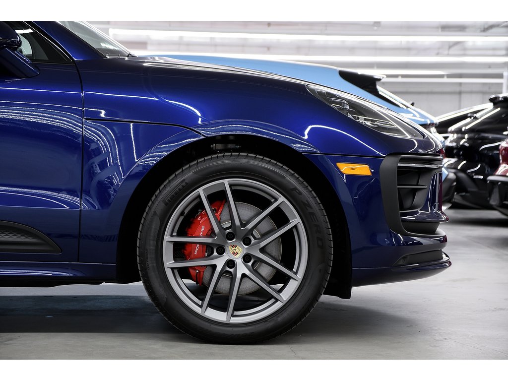 2024 Porsche Macan S AWD / Premium Plus / Air Suspension in Laval, Quebec - 7 - w1024h768px