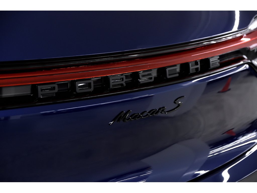 2024 Porsche Macan S AWD / Premium Plus / Air Suspension in Laval, Quebec - 10 - w1024h768px