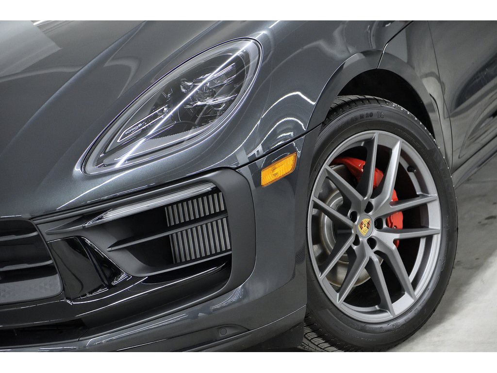2024 Porsche Macan S AWD / Premium Plus / Air Suspension / BOSE in Laval, Quebec - 7 - w1024h768px