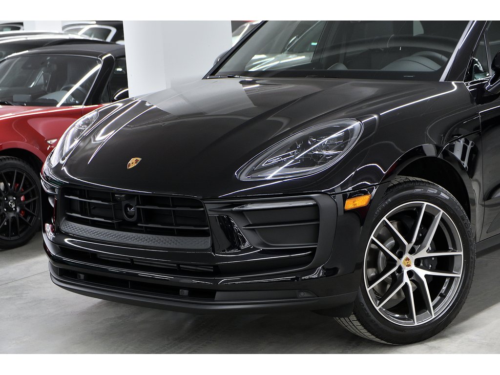 2024 Porsche Macan AWD / Premium Package / BOSE in Laval, Quebec - 7 - w1024h768px