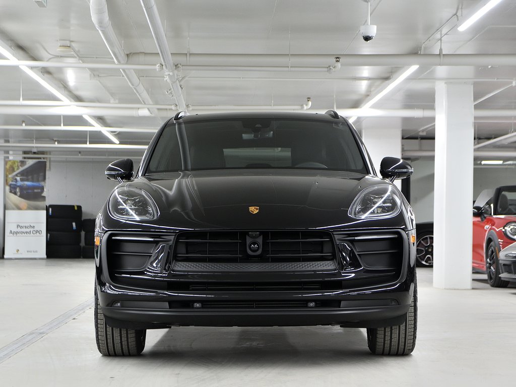 2024 Porsche Macan AWD / Premium Package / BOSE in Laval, Quebec - 5 - w1024h768px