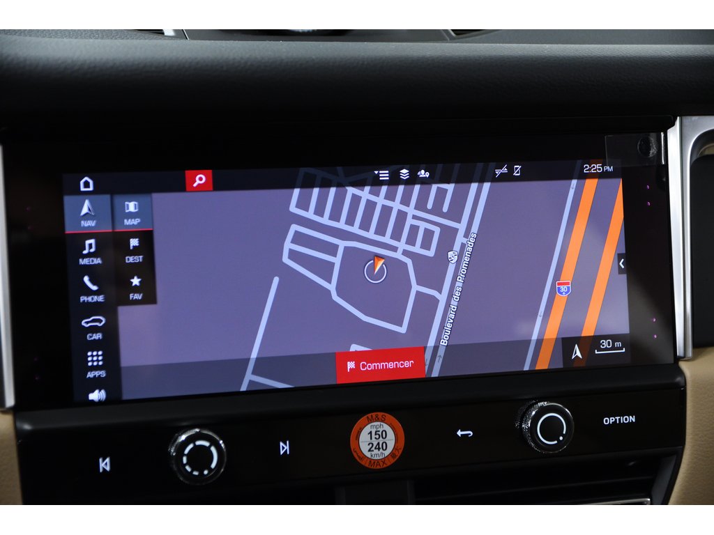 2024 Porsche Macan AWD / Premium Plus / BOSE in Laval, Quebec - 16 - w1024h768px