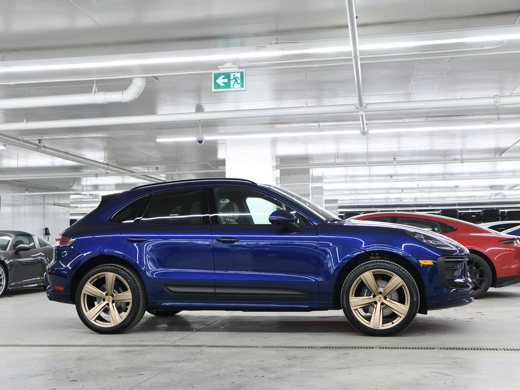2024 Porsche Macan AWD / Premium Plus / BOSE in Laval, Quebec - 2 - w1024h768px