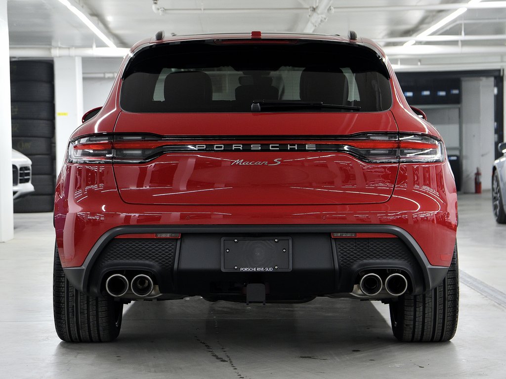 2024 Porsche Macan S AWD / Premium Plus / Air Suspension / BOSE in Laval, Quebec - 4 - w1024h768px