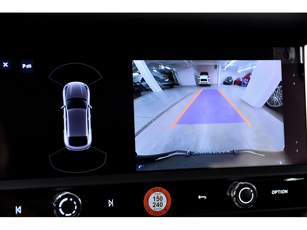 2024 Porsche Macan S AWD / Premium Plus / Air Suspension / BOSE in Laval, Quebec - 26 - w1024h768px