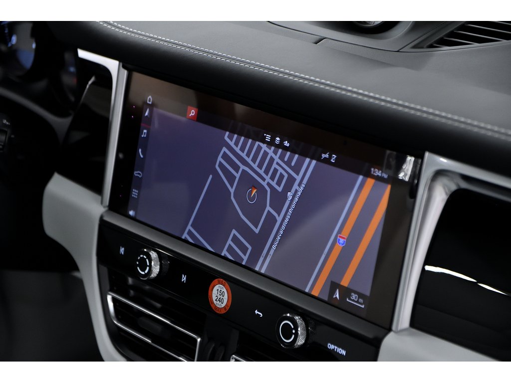 Porsche Macan S AWD 2024 à Laval, Québec - 26 - w1024h768px