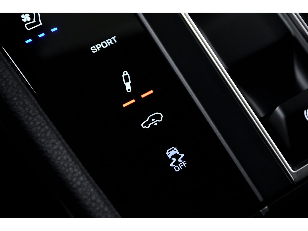 2024 Porsche Macan AWD / Premium Plus Package / Air Suspension / BOSE in Laval, Quebec - 28 - w1024h768px