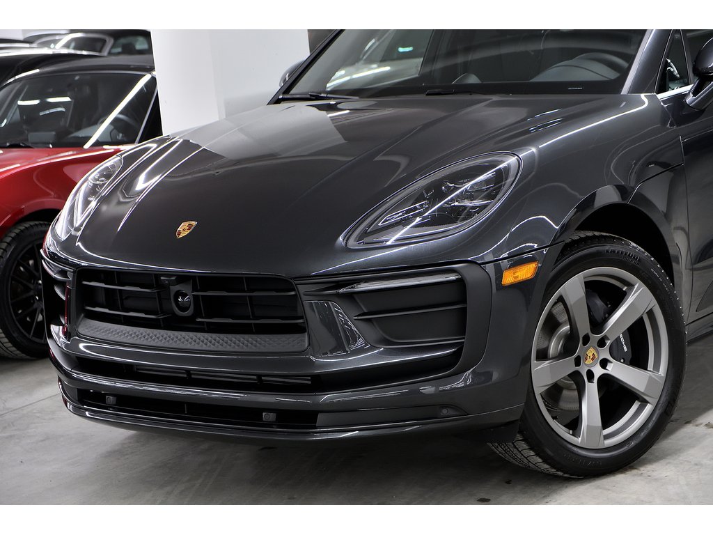 2024 Porsche Macan AWD / Premium Plus Package / Air Suspension / BOSE in Laval, Quebec - 7 - w1024h768px