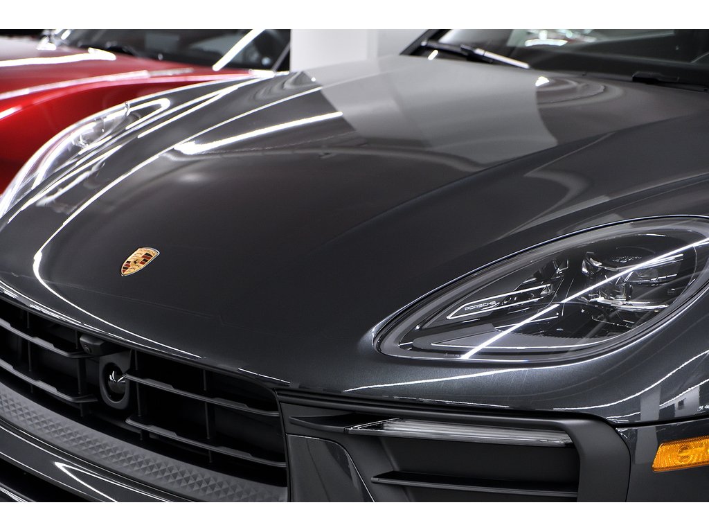 2024 Porsche Macan AWD / Premium Plus Package / Air Suspension / BOSE in Laval, Quebec - 9 - w1024h768px